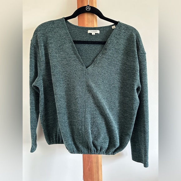 Max Studio Sweaters - Max Studio Deep Green V-Neck Sweater